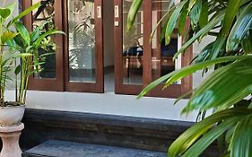 Grahadi41 Guest house Seminyak